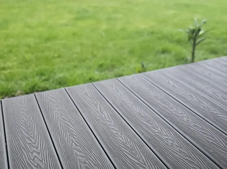 Jaka deska na taras? Wybierz idealną dla swojego ogrodu