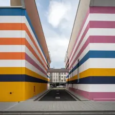 Inspirujące Paski na Elewacji: Galeria Zdjęć i Praktyczne Porady